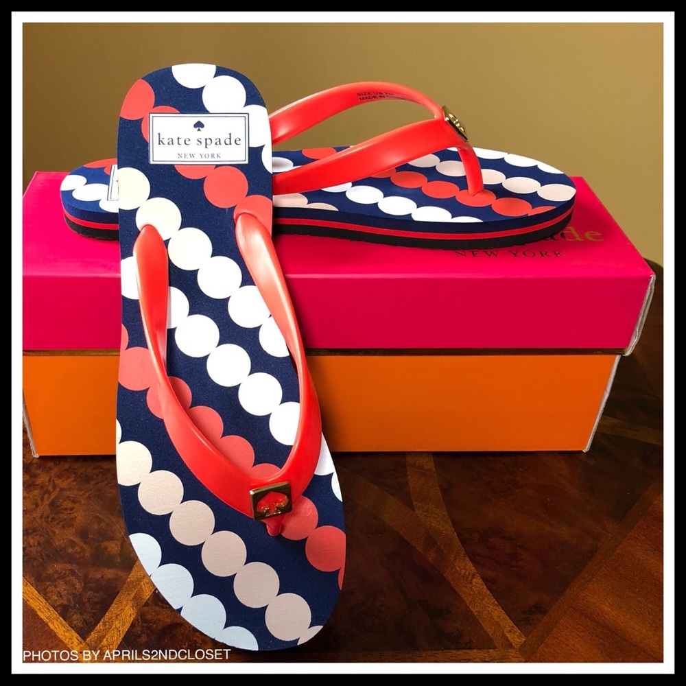 KATE SPADE SANDALS SIGNATURE PRINT FLIP FLOPS - Picture 2 of 8